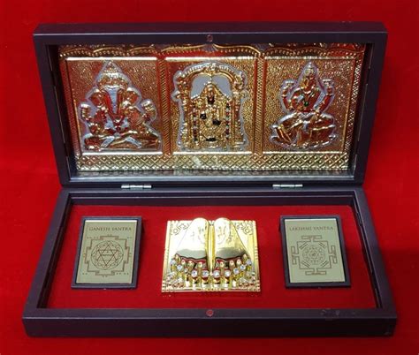 Buy HUMSAFAR GANPATI Balaji LAXMI (TRIDEV) CHARAN PADUKA Gift Box ...