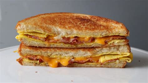 Bacon, Egg, and Cheese Sandwich : 5 Steps (with Pictures) - Instructables
