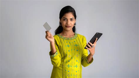 UPI Payment Limit: बिना इंटरनेट के भी आप UPI से ऐसे कर सकते हैं 5 लाख ...