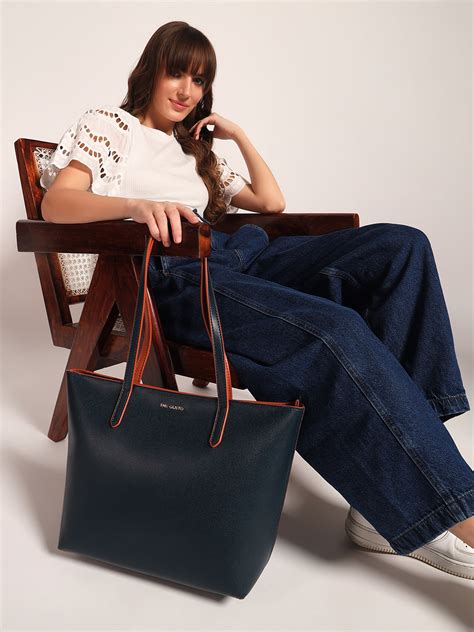 Buy Tote Bags for Women Online in India | The Gusto