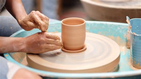 Try- it Pottery Wheel Clay Workshop at Artsy Fartsy Studio, The Artsy ...