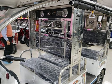 E Rickshaw - CITY CAB ECO SUPER LITHIUM Manufacturer from Lucknow