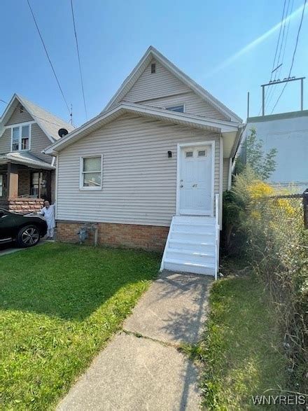 Buffalo NY Real Estate & Homes for Sale - Homes.com
