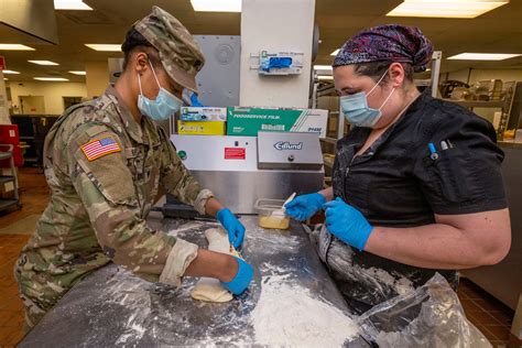 NJ National Guard makes a difference in the kitchen > National Guard ...