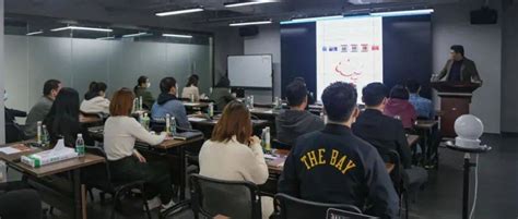 深圳启程自动化培训中心-工业机器人实训基地