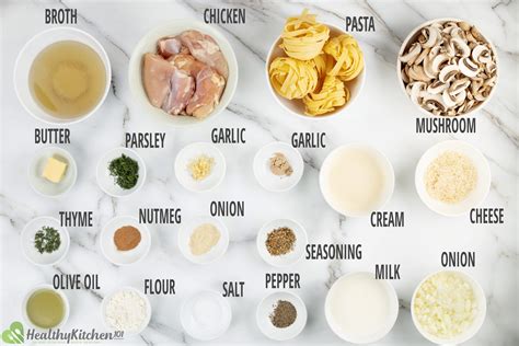 What seasoning goes well with alfredo sauce? [2025] | QAQooking.wiki