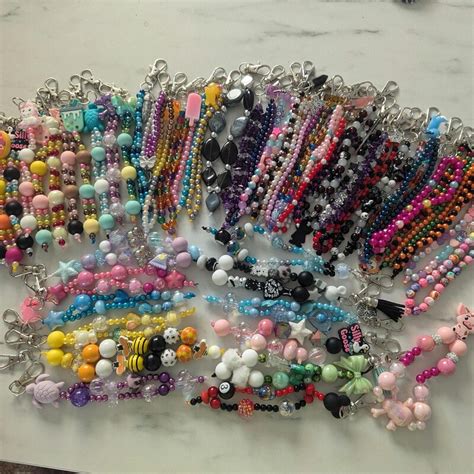 Handmade Keychains 的图像结果