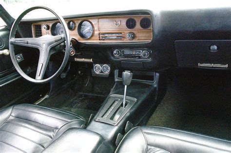 Yellow Gold: 1970 Pontiac Firebird Formula 400 | Barn Finds