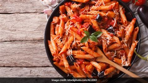 One-Pot Chicken Pasta: सिर्फ 30 मिनट में बनाएं टेस्टी वन-पॉट चिकन ...