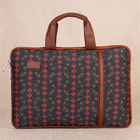 15.6 Inch Laptop Sleeves: Buy Best 15.6 Inch Laptop Cases Online - Zouk