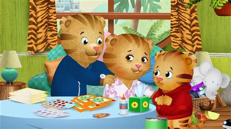 Daniel Tiger's Neighborhood | S1:E74 | Mom Tiger is Sick | Crave