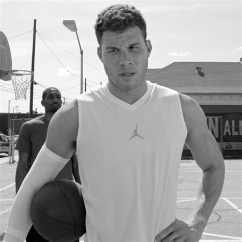 Jordan Super.Fly 3 Sneaker - Fashion News