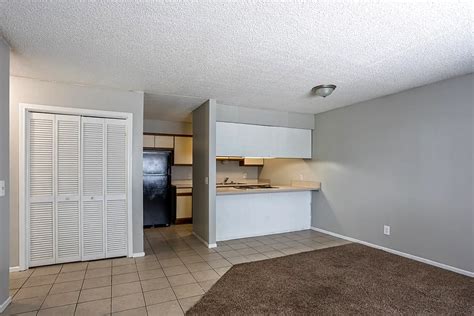 Autumn Place Apartments - Lawrence, KS 66047 | ApartmentGuide.com