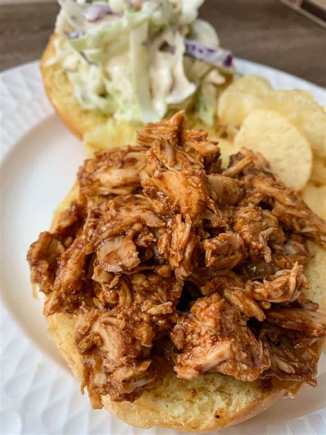 BBQ Pulled Chicken Sandwiches - Hot Rod's Recipes
