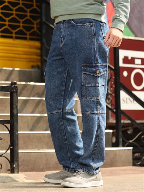 2025 Fashion Forecast: How to Wear Baggy Cargo Jeans the Right Way
