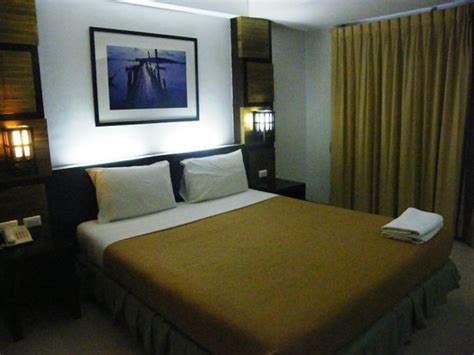 CRYSTAL INN HOTEL (Phuket Town) - Hotel Reviews, Photos, Rate ...