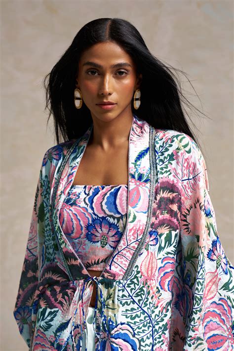 Pink Floral Printed Tie-Up Top with Flowing Sleeves – Sheczzar