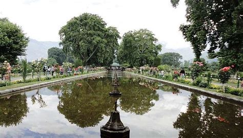 Hazratbal Shrine In Srinagar Catch A Glimpse Of This Sacred Relic