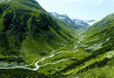 Funzip Kashmir - Where every path becomes a Story