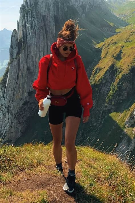 Cute Hiking Outfit Ideas You Will Love Wearing On All Trails в 2024 г ...