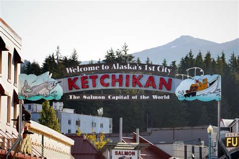 Ketchikan Welcome Sign Over Mission Street, Ketchikan, Alaska. Salmon ...