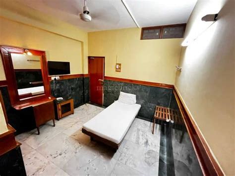Yube1 Sarmani PG/Hostels in Anna Salai,Chennai
