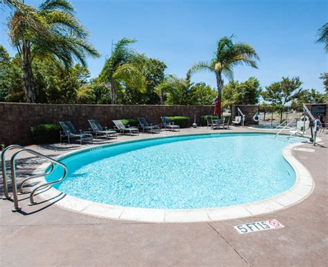 HAMPTON INN & SUITES TEMECULA - Hotel Reviews, Photos, Rate Comparison ...