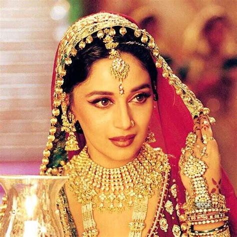 Madhuri Dixit as Chandramukhi in Sanjay Leela Bhansali's Devdas remake ...