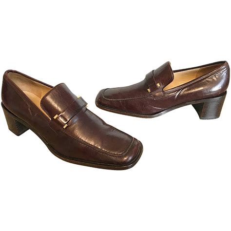 40s Chocolate Brown Alligator Pumps For Sale at 1stDibs | chocolate ...