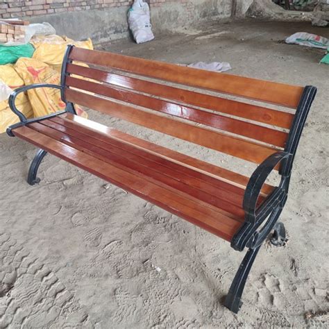 造型平凳户外长条椅子铁板焊接防腐木座椅成品公园椅支持定制
