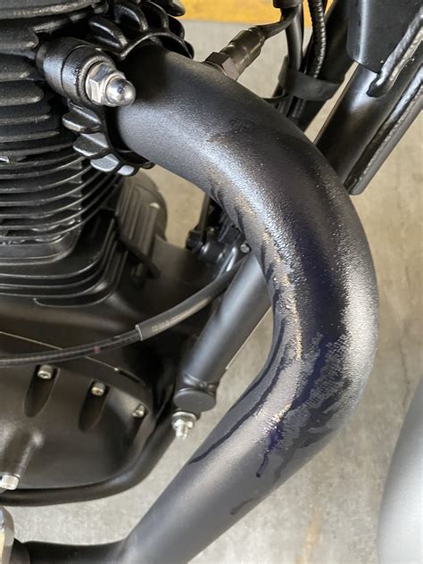 Classic 350 leaking fluid. Anyone have this same issue or know how to fix? : royalenfield