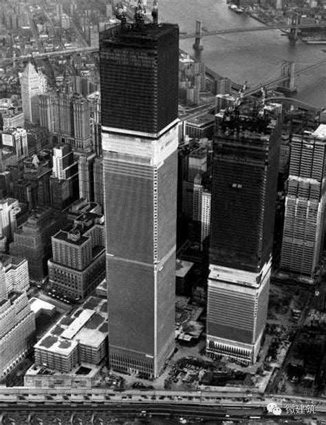 双子塔是纽约金融区的世界贸易中心有两座高达110层的大厦|北塔|大厦|世界贸易中心_新浪新闻