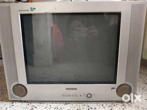 TV ( Old CRT model) Samsung and LG - TVs, Video - Audio in Paldi ...