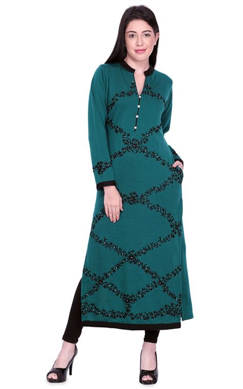 Woollen Kurtis: इन ऊनी कुर्तियों में रहिए स्टाइलिश और ठंड से सुरक्षित ...