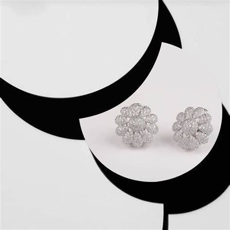 Flower Studs – Detalea