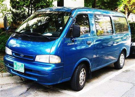 Nepal Autovermietung - Mieten Sie den Pregio von Kia in Nepal mit ...