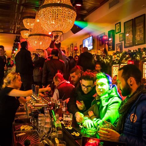 ORIGINAL AMSTERDAM PUB CRAWL (2026) All You Need to Know BEFORE You Go ...