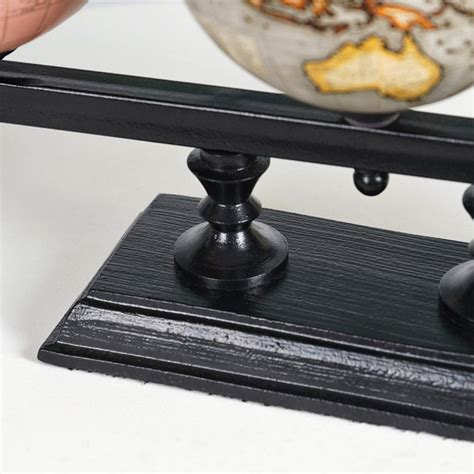 Chromatic Triad Globe Set – The Artment