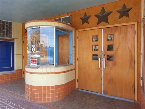 Lea Theater – Off the Road New Mexico