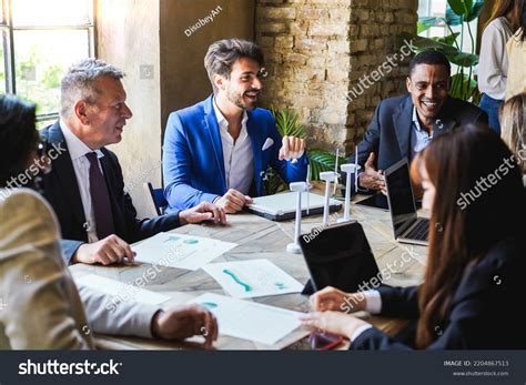 Multiracial Business People 的图像结果