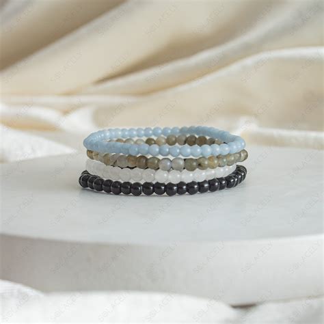 Moon Phase Bracelet Set For Confidence and Trust - 4 mm Beads – Solacely