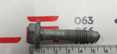 Schraube HF M10 5x49 10 ZNFL CMAT Tesla Modell 1044040 00 in Kiew ...
