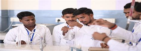 Best College Of Pharmacy | Top Best Pharmacy College | Number 1 Top 5 ...