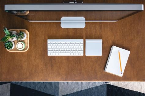 Computer Table Top View 的图像结果
