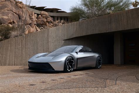 Chrysler Halcyon EV Concept aims to redefine a stray brand