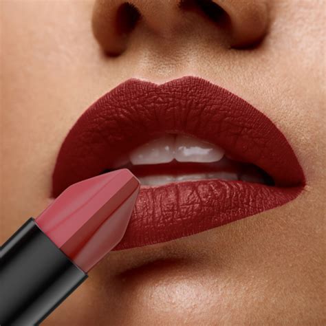 Staze Love Tri-Angle 3 in 1 Lipstick - Bullet Matte Lipstick – Staze Beauty