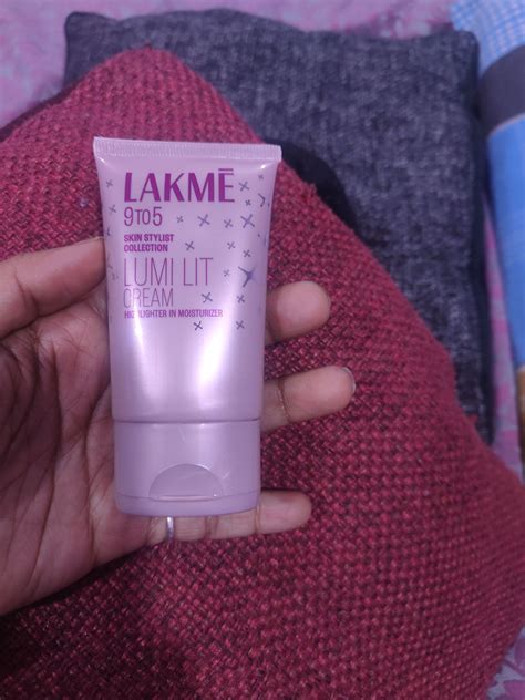 Lakme Lumi Tint Gold 30gm
