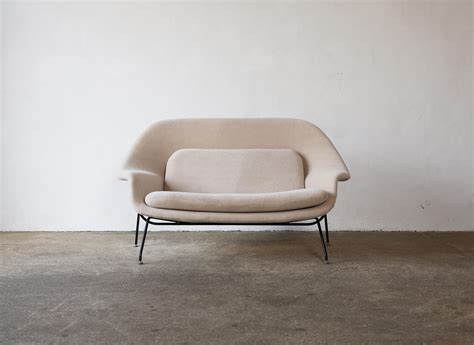 Rare Early Pair of Eero Saarinen Womb Chairs and Ottomans, Knoll, USA ...