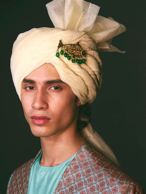 Kalgi– mrinalinichandra