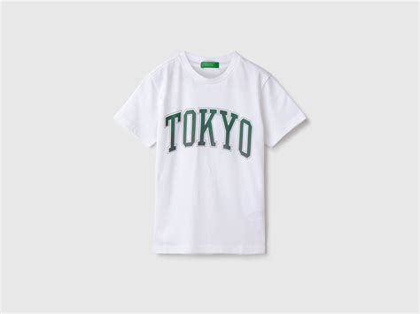 Regular Round Neck Typography T-Shirt – United Colors of Benetton Store